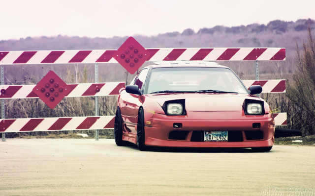 Red car barrier stop sign free wallpaper - medium preview image