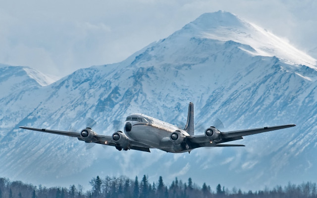 Airplane mountain snow precisionism tiltshift free wallpaper - medium preview image