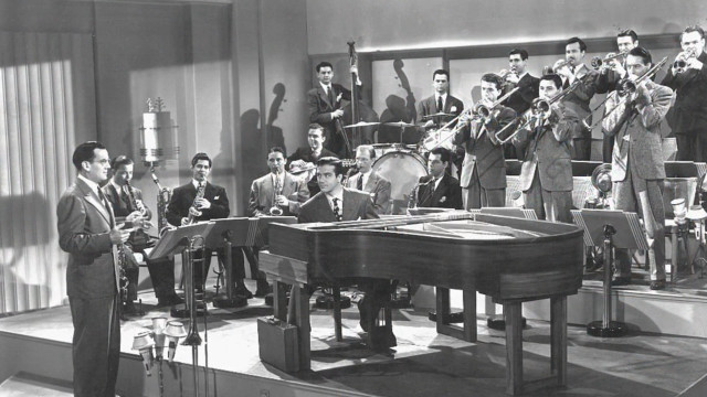 Men piano crowd suits ties free wallpaper - medium preview image
