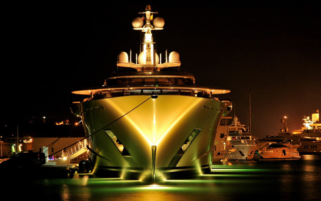 Large boat dock city night free wallpaper - medium preview image