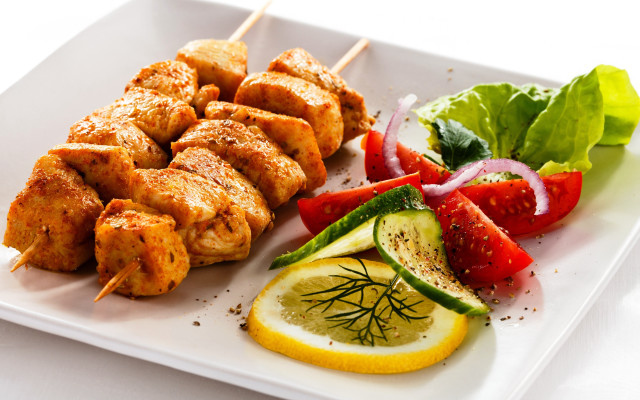 Plate meat vegetables lemon closeup #2 free wallpaper - medium preview image