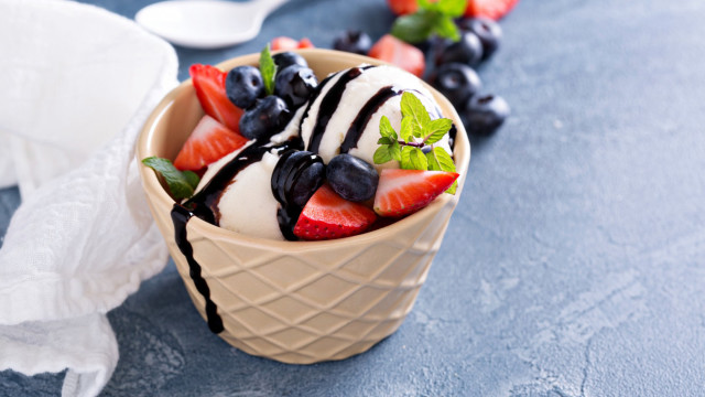 Ice cream strawberries blueberries spoon free wallpaper - medium preview image