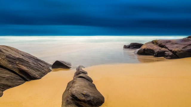 Beach rocks water cloudy sky #20 free wallpaper - medium preview image
