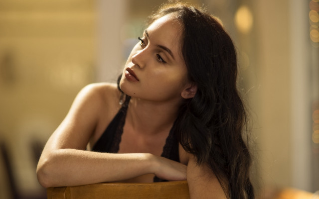 Woman serious portrait araceli gilbert free wallpaper for desktop - medium preview image