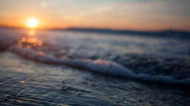 Sunset ocean waves clouds lens free wallpaper - medium preview image