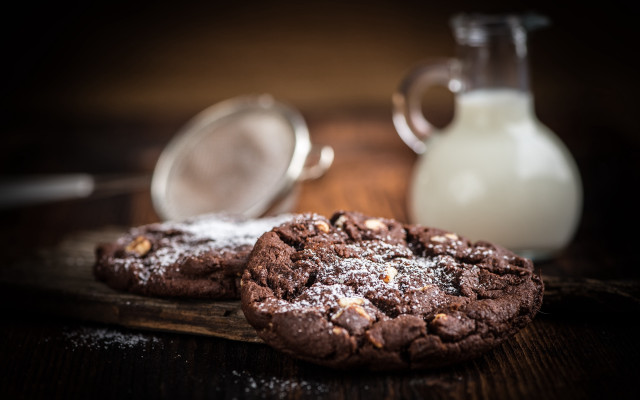 Chocolate cookie powdered sugar wooden free wallpaper - medium preview image