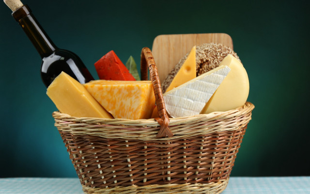 Basket cheese wine table green free wallpaper - medium preview image