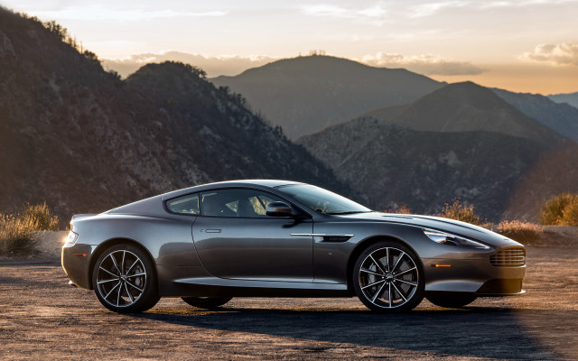 Silver sports car desert mountains #8 free wallpaper - medium preview image
