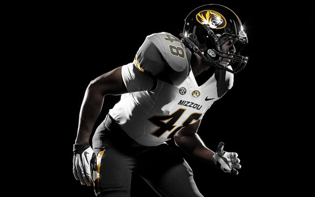 Football player white uniform black free wallpaper - medium preview image
