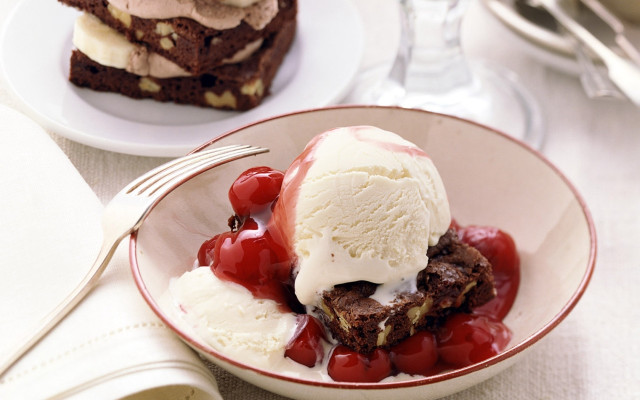 Ice cream brownies table fork free wallpaper - medium preview image