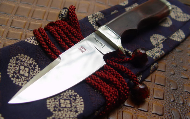 Knife cloth redcord blackhandle sharpillustration free wallpaper - medium preview image