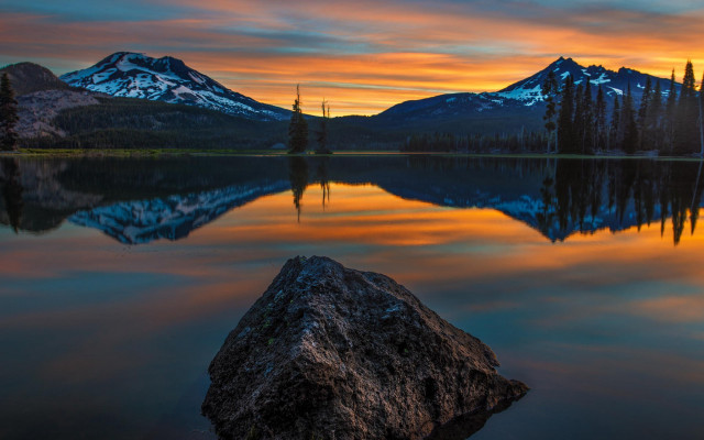 Sunset mountain reflection lake rock free wallpaper - medium preview image
