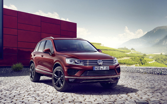 Red volkswagen suv mountains red free wallpaper - medium preview image