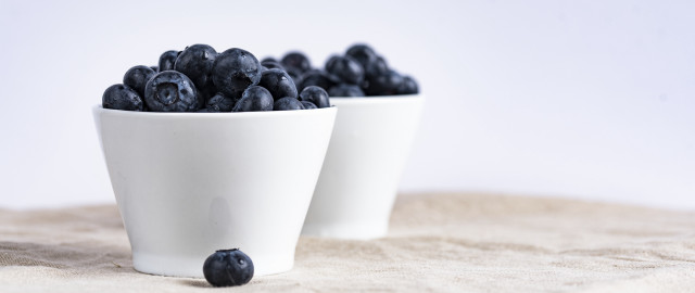 White cups blueberries outdoor food free wallpaper - medium preview image