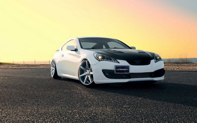 White car sky background vehicle free wallpaper - medium preview image