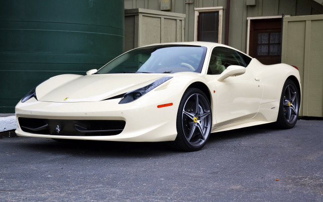 White sports car green door free wallpaper - medium preview image