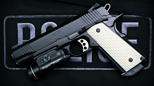 Gun white black pattern background free wallpaper - medium preview image