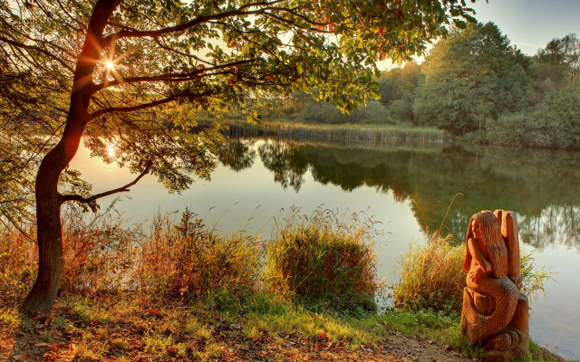 Statue bench lake autumn leaves free wallpaper - medium preview image