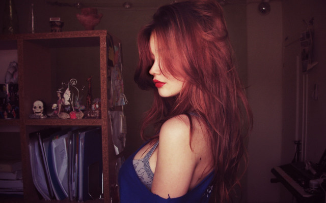 Elina karimova red hair cd free wallpaper - medium preview image