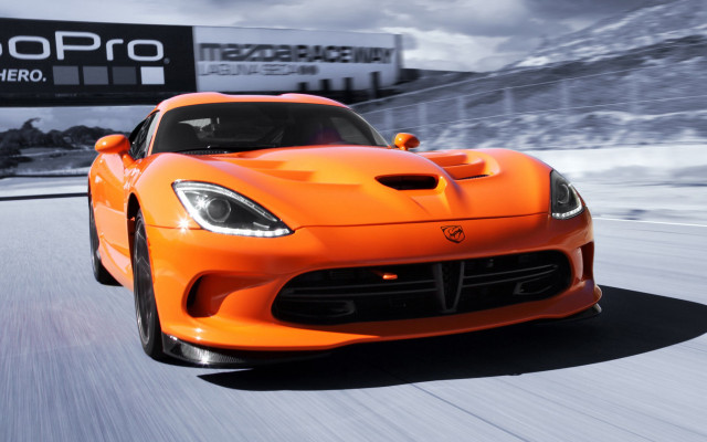Sports car road sky sign free wallpaper - medium preview image