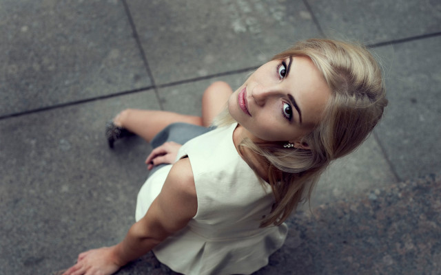 Woman sitting crossed legs upward free wallpaper - medium preview image