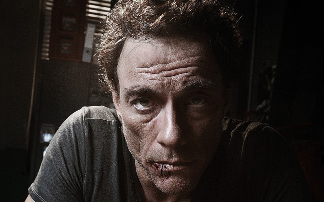 Surprised man portrait realistic male free wallpaper - medium preview image