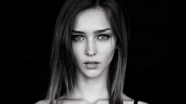 Elina karimova blue eyes long free wallpaper for desktop - medium preview image