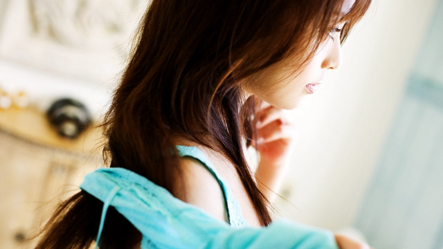 Girl long hair blue shirt #10 free wallpaper - medium preview image