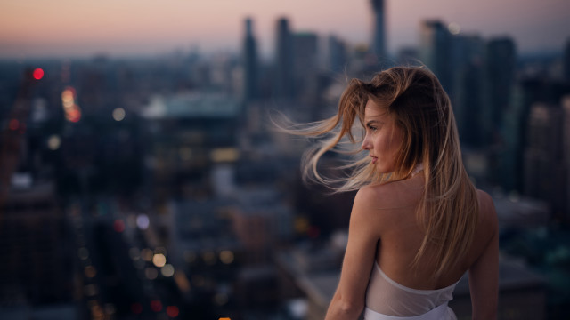 Woman white dress city skyline free wallpaper - medium preview image