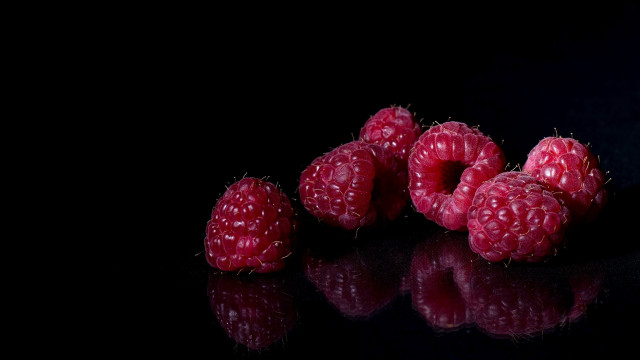 Raspberries black surface reflection food free wallpaper - medium preview image