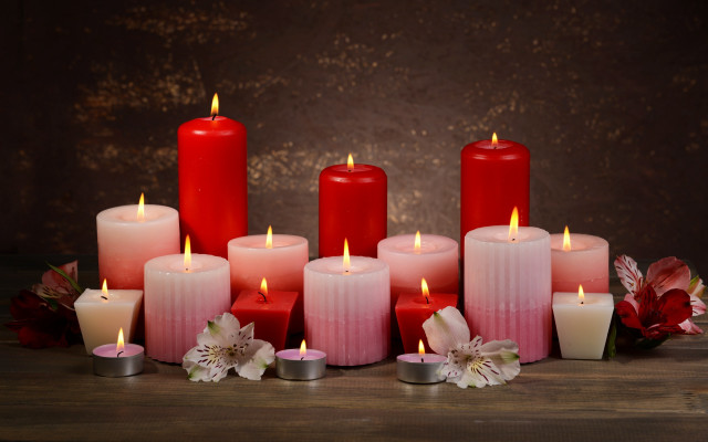 Candles flower vase stilllife romantic free wallpaper - medium preview image