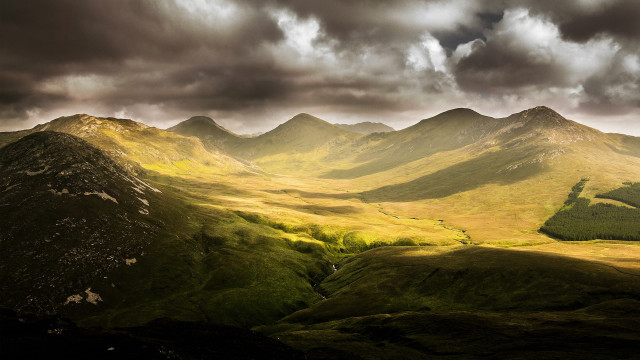 Mountain range cloudy sky green #2 free wallpaper - medium preview image