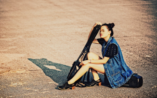 Woman beach guitar case shadow free wallpaper - medium preview image
