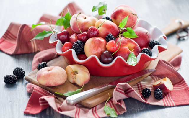 Bowl fruit table knife cloth free wallpaper - medium preview image