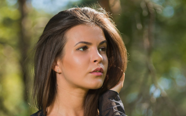 Woman black shirt jacket looking free wallpaper - medium preview image
