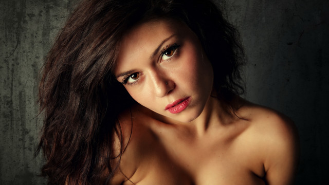 Elina karimova portrait black hair free wallpaper - medium preview image