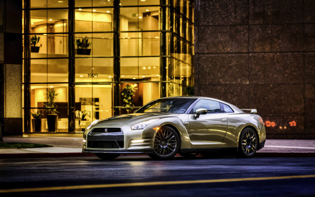 Silver sports car night building free wallpaper - medium preview image