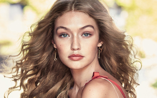 Woman longhair blueeyes reddress portrait free wallpaper - medium preview image