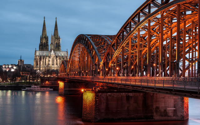 Bridge cathedral river cityscape sunset free wallpaper - medium preview image