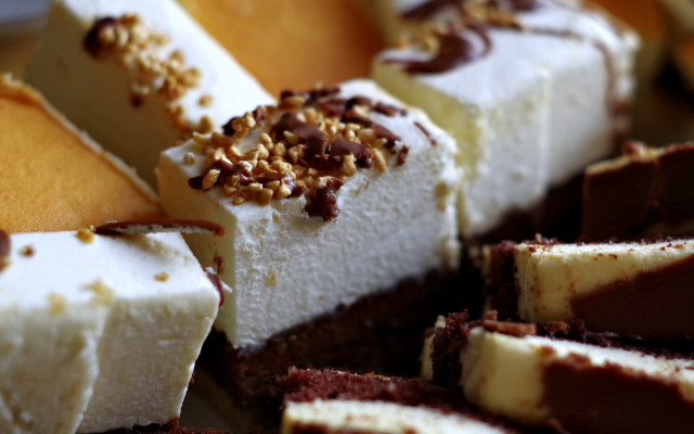 Desserts nuts fork blurry bokeh free wallpaper - medium preview image