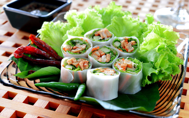 Tray vegetables rolls dipping sauce free wallpaper - medium preview image