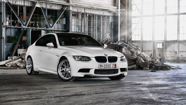 White car garage rubble building free wallpaper - medium preview image