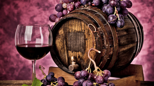 Wine glass wine barrel grapes free wallpaper - medium preview image