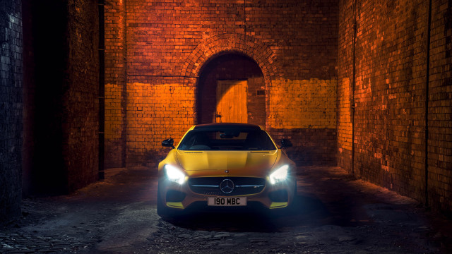 Yellow car tunnel brick wall free wallpaper - medium preview image