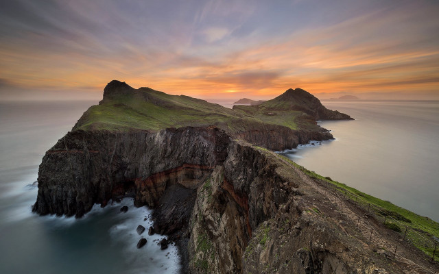 Cliff water sunset clouds mountain free wallpaper - medium preview image