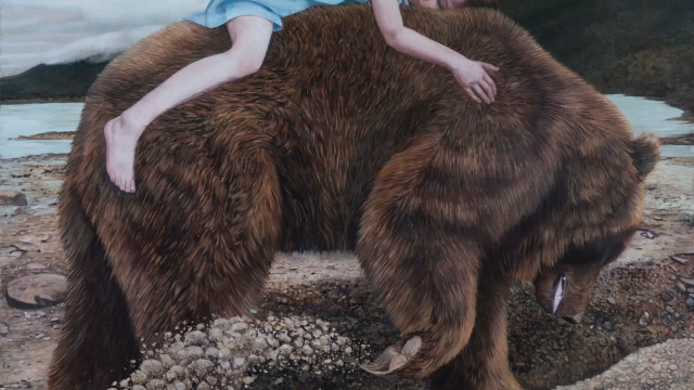 Woman bear rock large brown free wallpaper - medium preview image