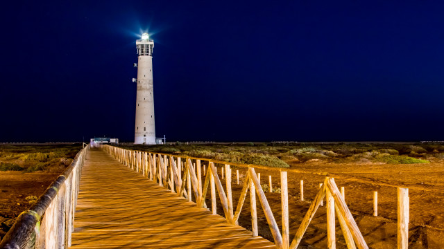 Lighthouse bridge desert sunset tiltshift free wallpaper - medium preview image