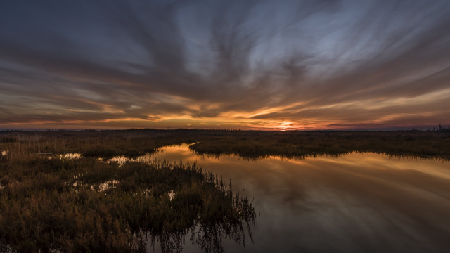 Sunset marsh water clouds polarizing free wallpaper - medium preview image