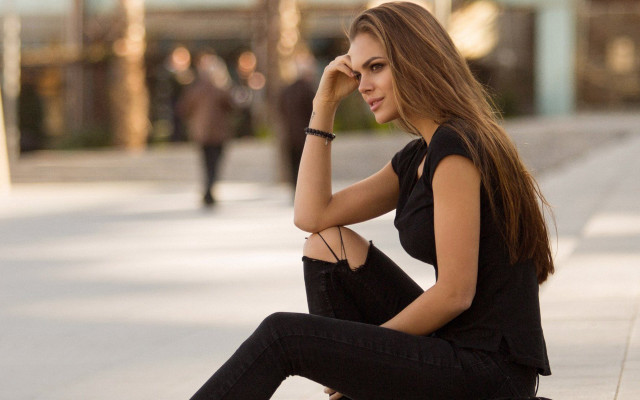 Ayshia taskin black aestheticism sitting free wallpaper - medium preview image