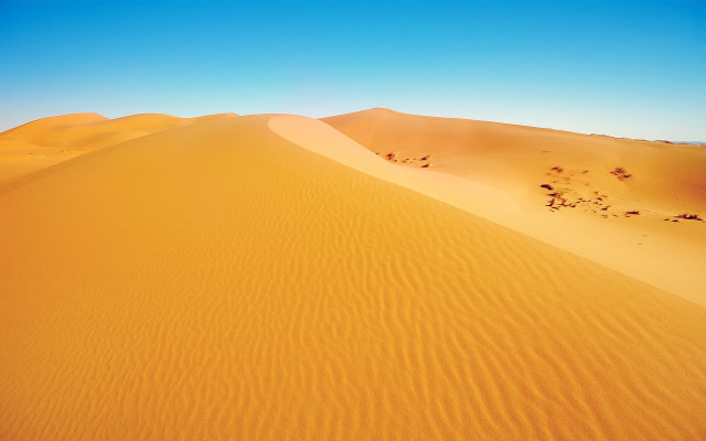 Large sand dune blue sky #6 free wallpaper - medium preview image